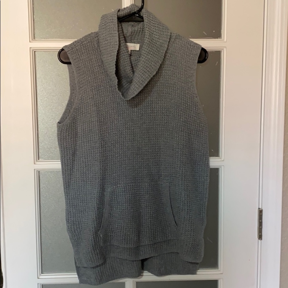 Vince Camuto cowl neck grey sweater